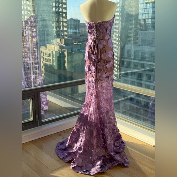 🆕 BRONX & BANCO 🧿 NWOT Jasmine Floral-Appliqued Gown, Lilac - Sz M US 6 - Picture 7 of 16